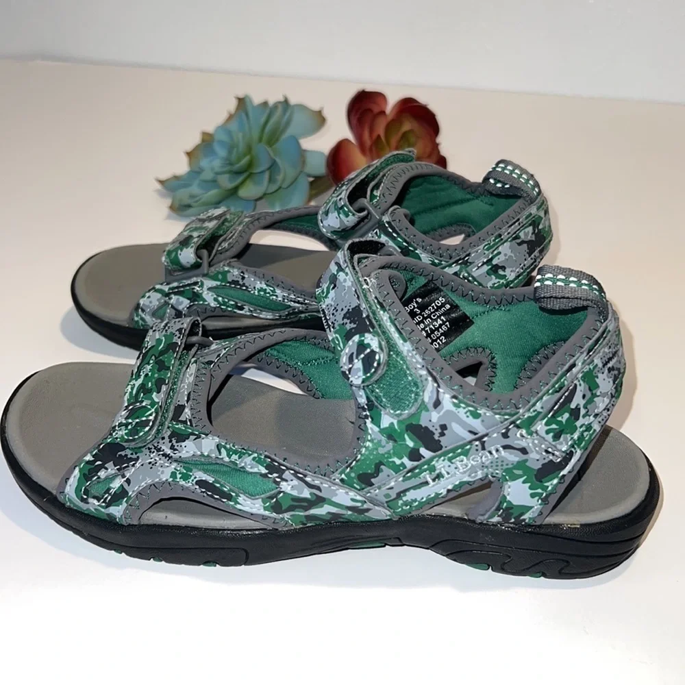L.L.Bean Camo Sandals Boy’s Size 3
